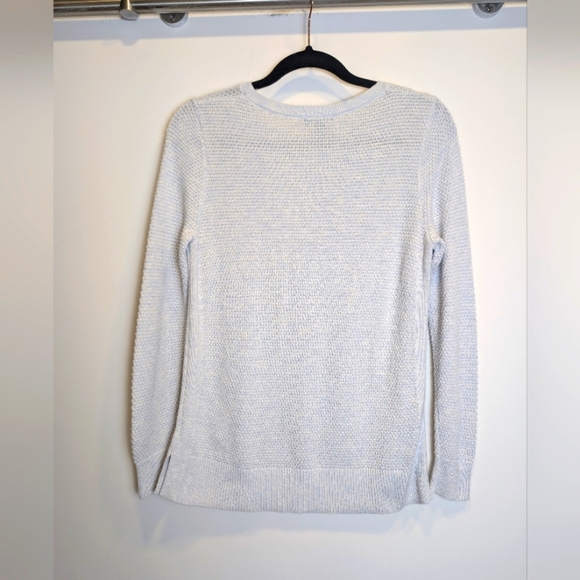 GAP Baby Blue Knit Split Hem Sweater Medium - Picture 2 of 6